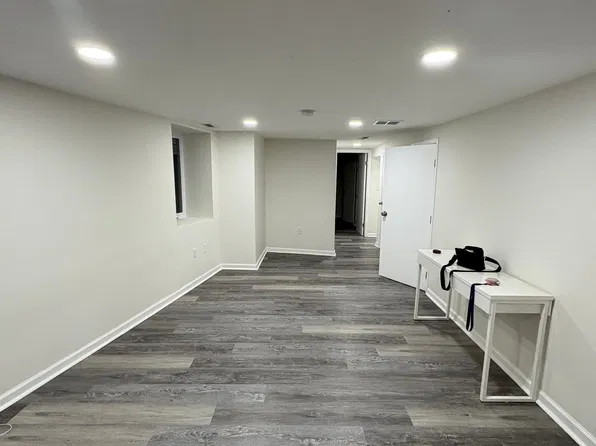 40 Todd Pl NE APT B, Washington, DC 20002