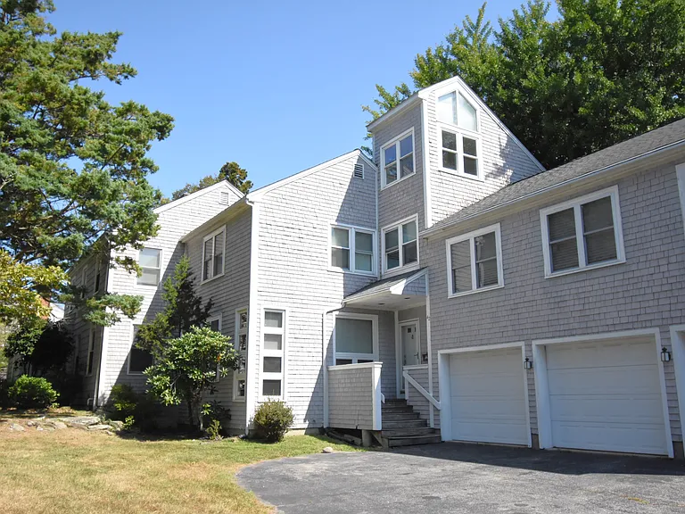 42 Kay Blvd — Photo 25