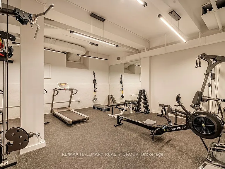 135 Barrette St #406 — Photo 39