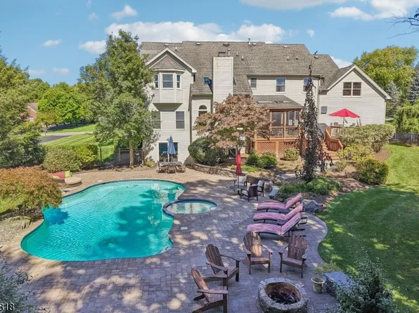 3 Lake Cherokee Dr, Randolph Twp., NJ 07869