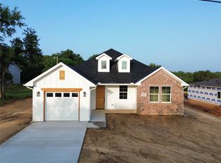 5910 Collins Ct, Granbury, TX 76048