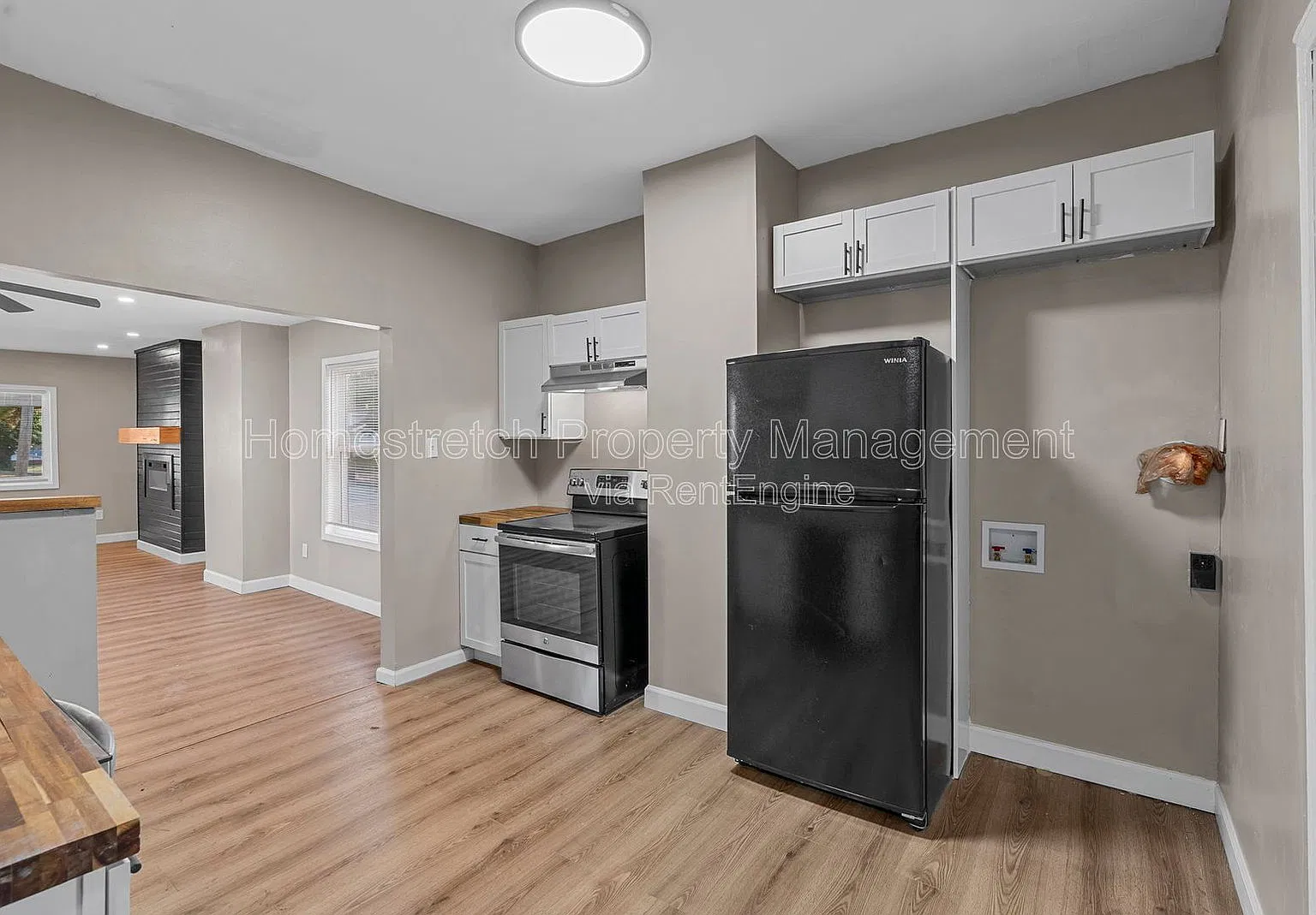3 bed, 1.0 bath, 985 sqft, $1,500 — Photo 4