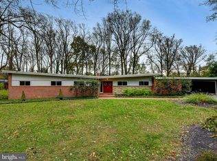5 Sutherland Ct, Pikesville, MD 21208