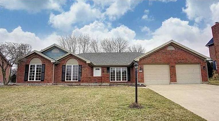 1st image of 865 Cottonwood Creek Dr
