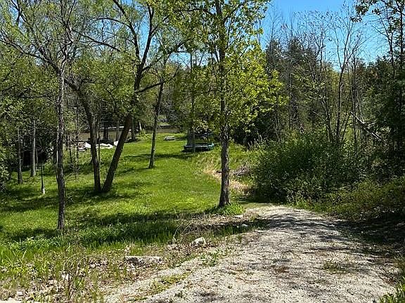 4th image of 159 Sunnidale Rd