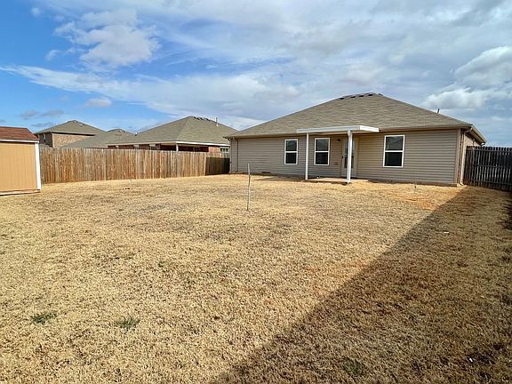 3rd image of 9625 Ella Ln