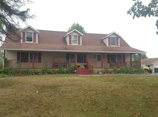 6552 N 2300th St, Paris, IL 61944