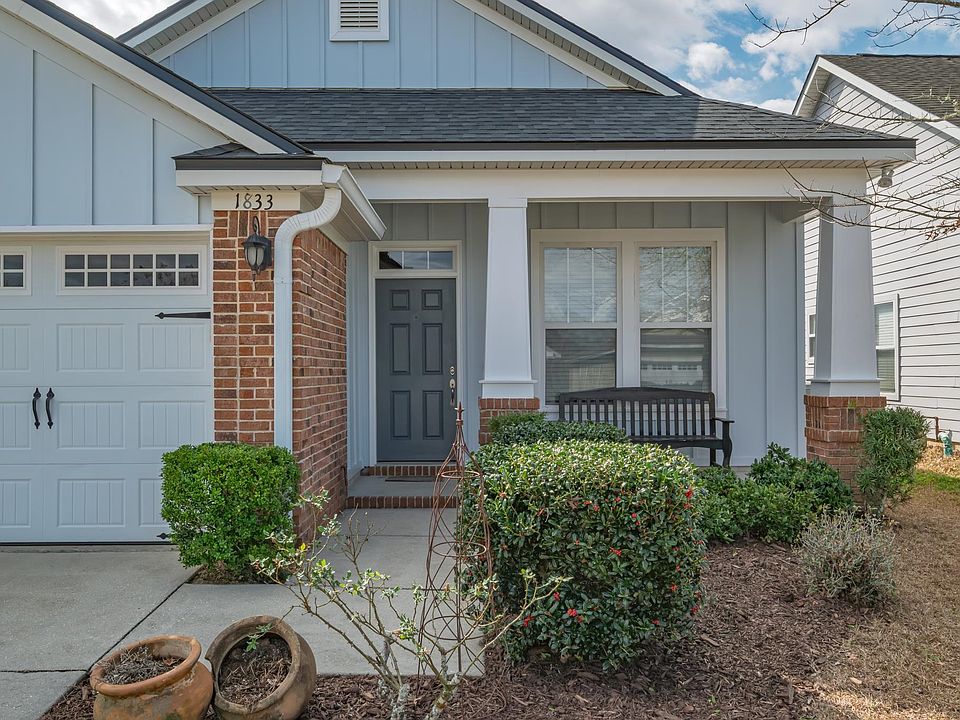 1st image of 1833 Sagebrook Dr