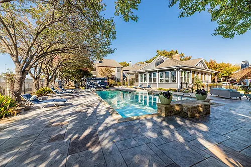 Avalon Villas Photo 1