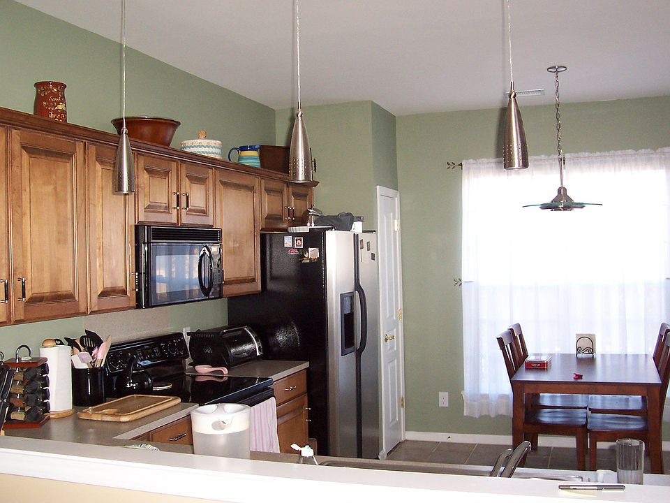 2nd image of 7018 Southbrook Dr