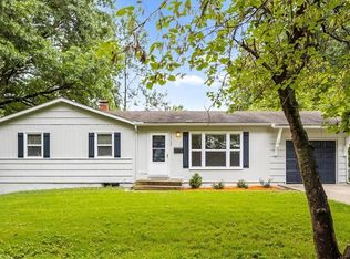 13129 Sycamore Ave, Grandview, MO 64030