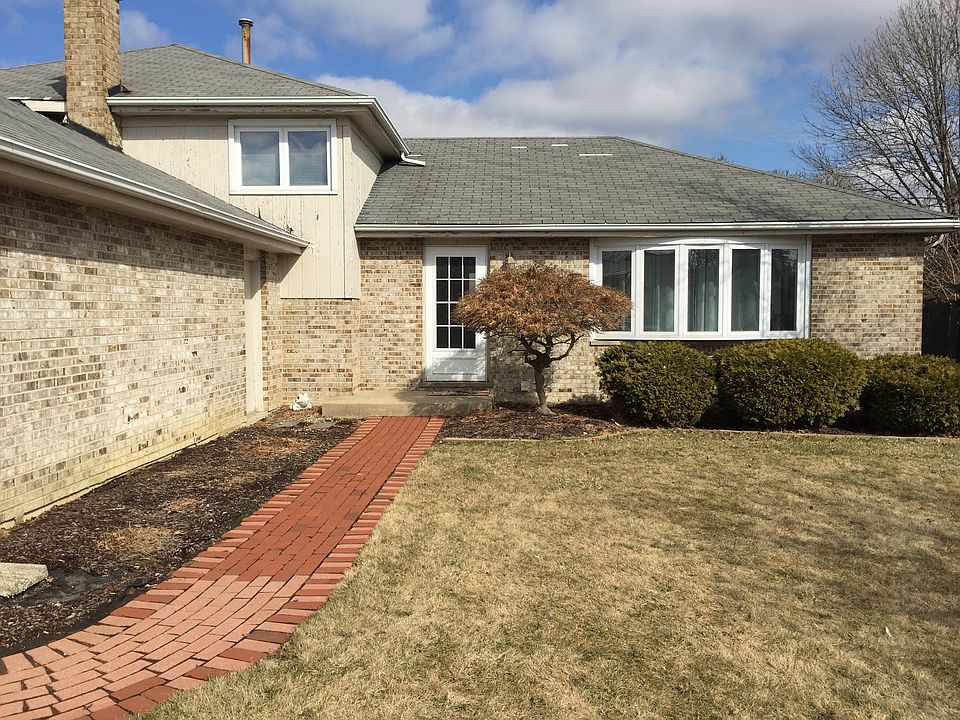 1st image of 9100 Dewberry Ln
