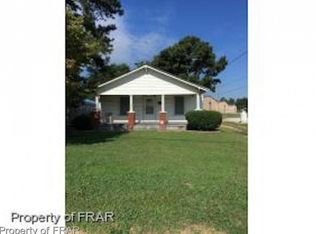 1108 S Clinton Ave, Dunn, NC 28334
