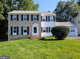 5023 Mignonette Ct, Annandale, VA 22003