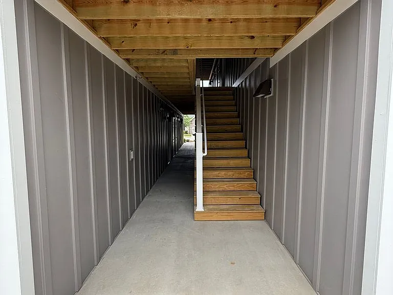 7085 Hanesbrook Cir — Photo 20