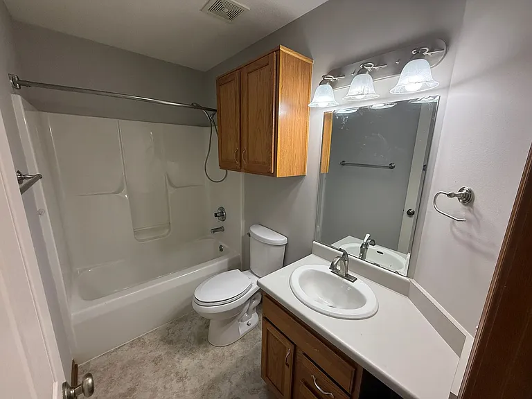 5018 Goldfinch Ln — Photo 22