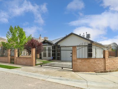 7601 Kingsway Ct NW, Albuquerque, NM, 87120