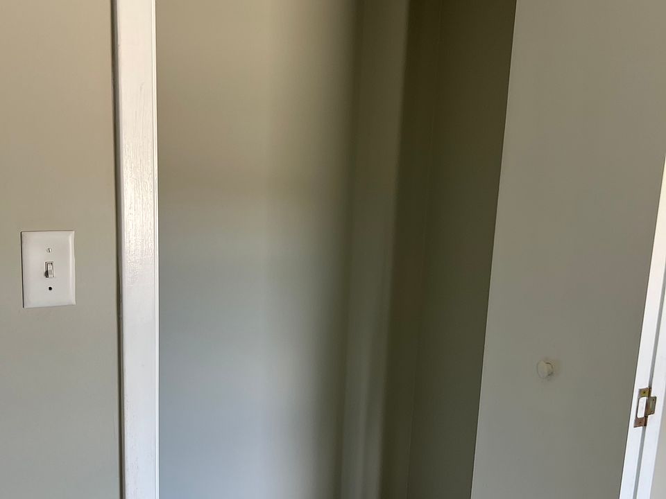 Room 2 Closet