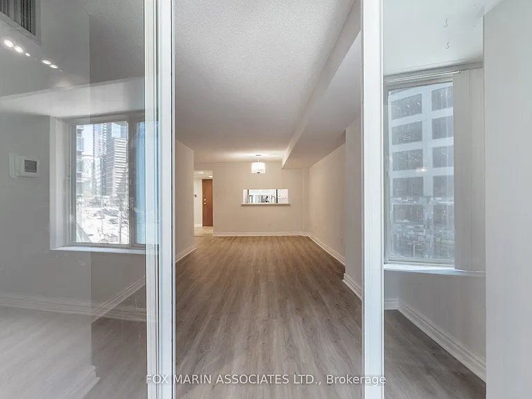 33 University Ave #303 — Photo 14