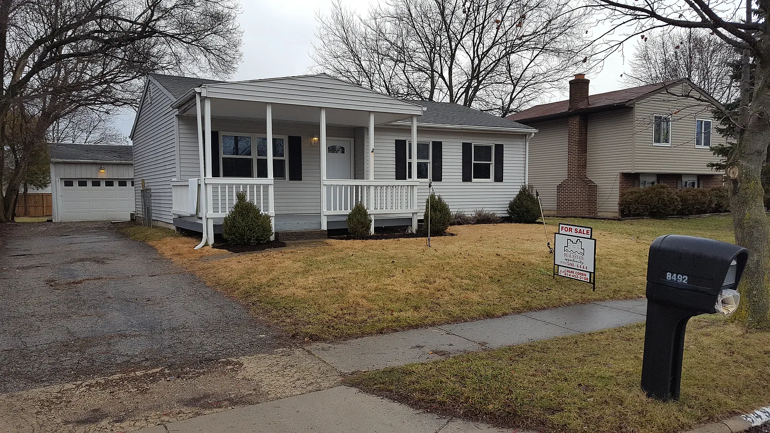 8492 Blue Lake Cir photo 1