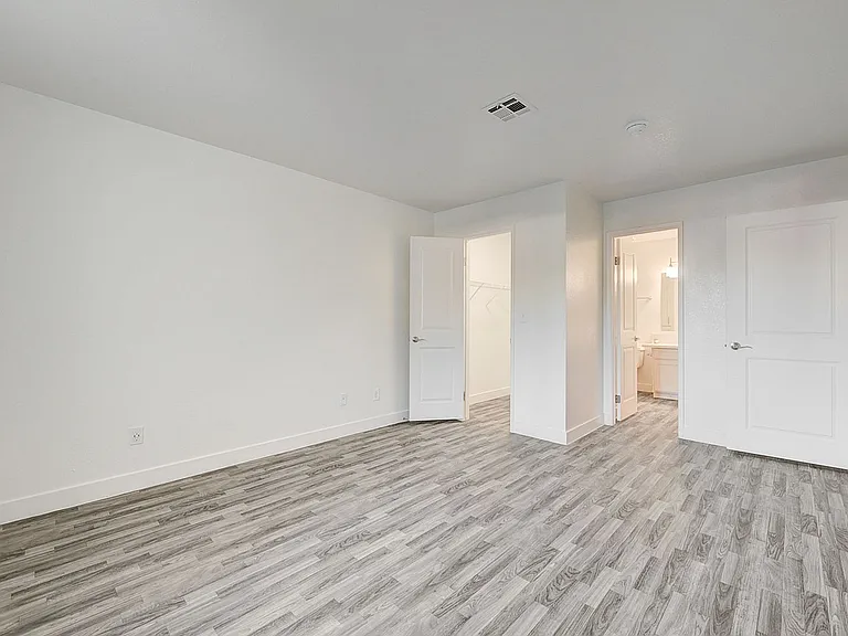 2096 Ramrod Ave Unit 713-22