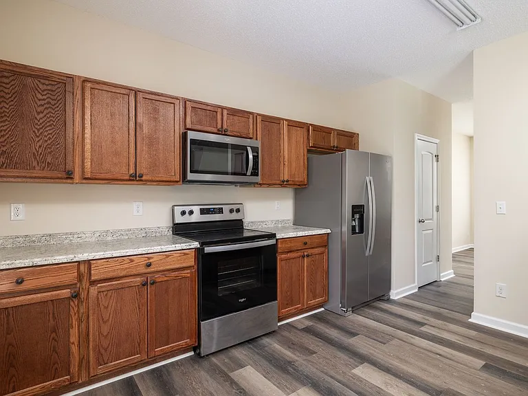 3804 Raintree Dr — Photo 16