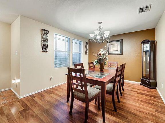 4th image of 1028 Mayflowers Ln