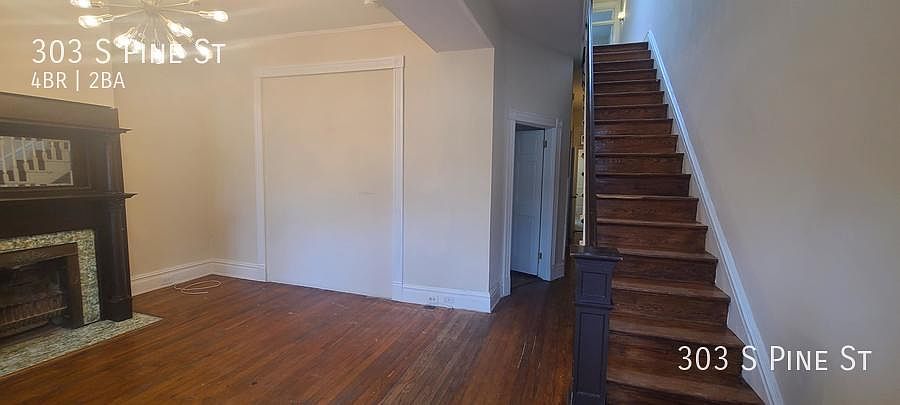 1st image of 303 S Blvd