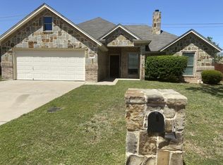 313 Grace Cir, Hurst, TX 76053