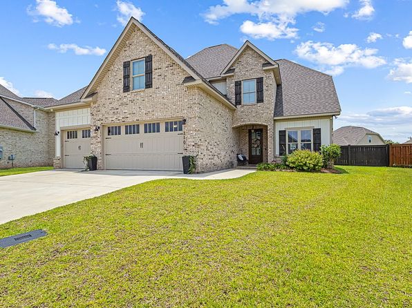 210 Perth Ct