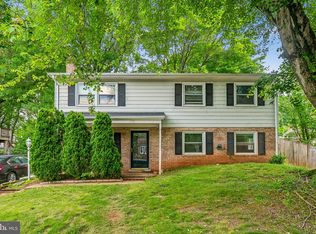 13911 Mapledale Ave, Woodbridge, VA 22193