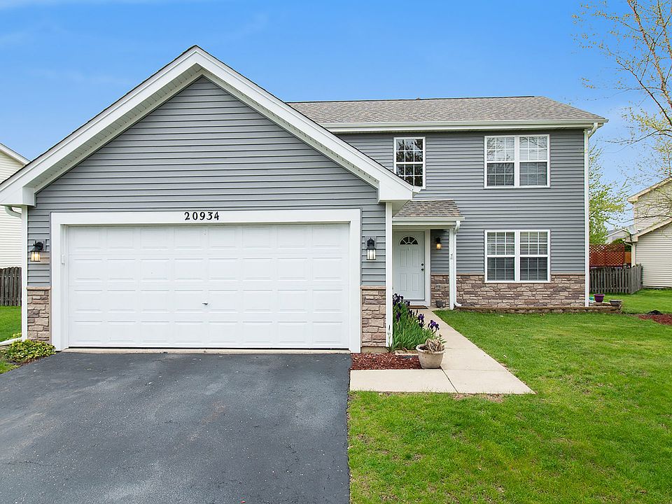 1st image of 20934 W Ardmore Cir
