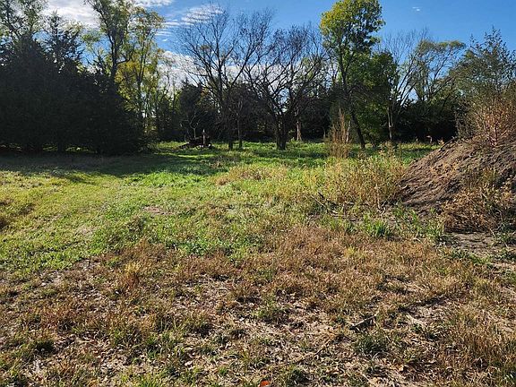 5th image of 10430 S 33rd St