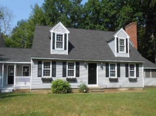 118 Pond View Dr, Auburn, NH 03032