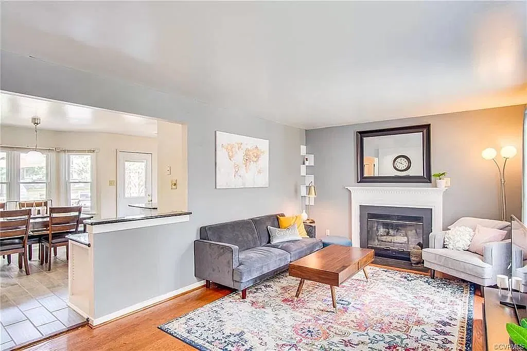 2300 Horsley Dr — Photo 3