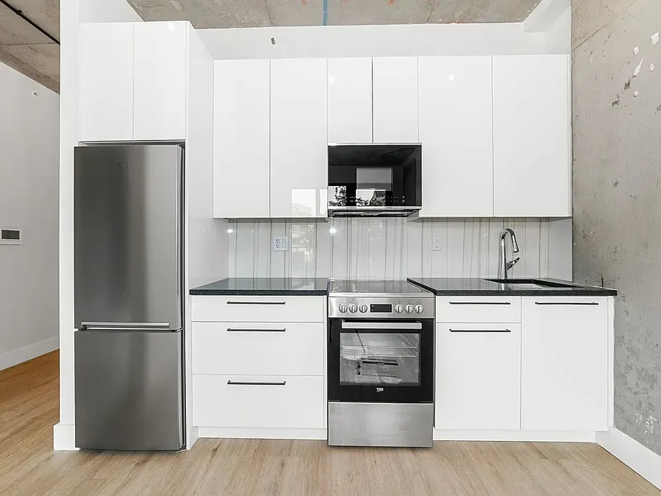 815 Flatbush Ave #407