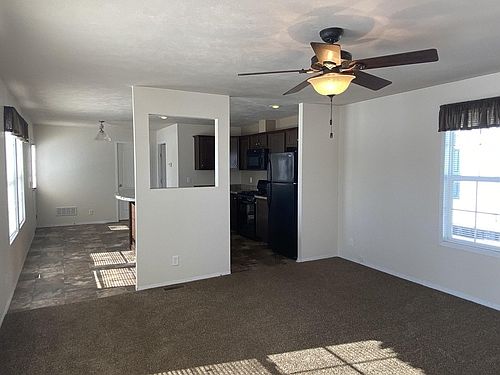 3rd image of 216 Roosevelt Dr