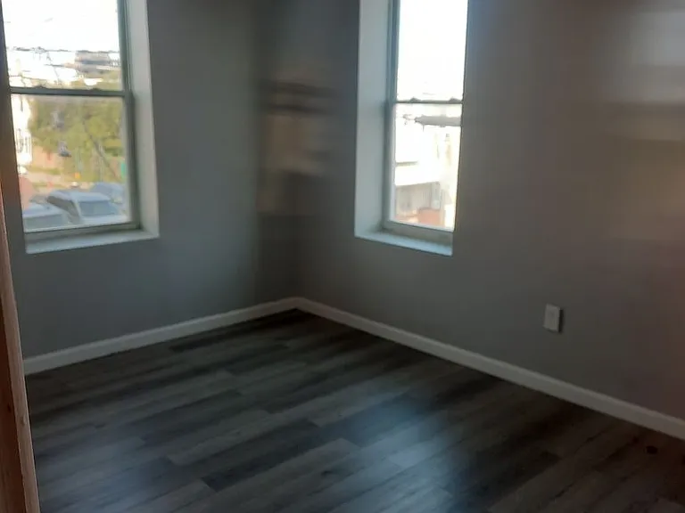 2740 C St — Photo 13