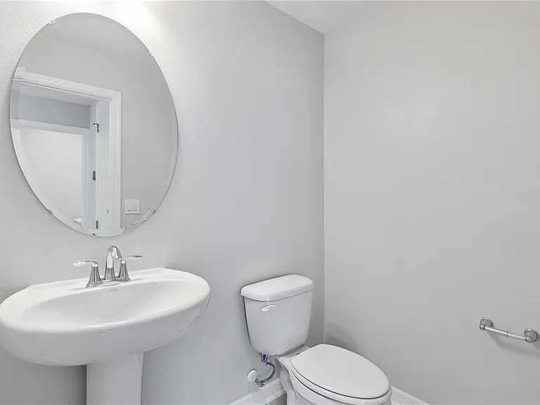 15811 Tollington Aly — Photo 10