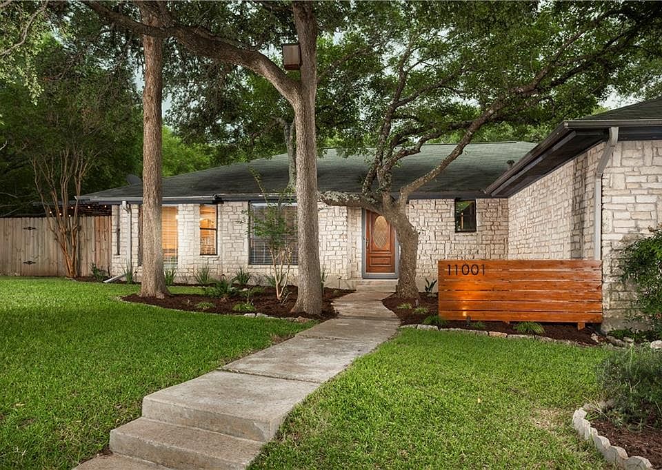1st image of 11001 Spear Oak Cv
