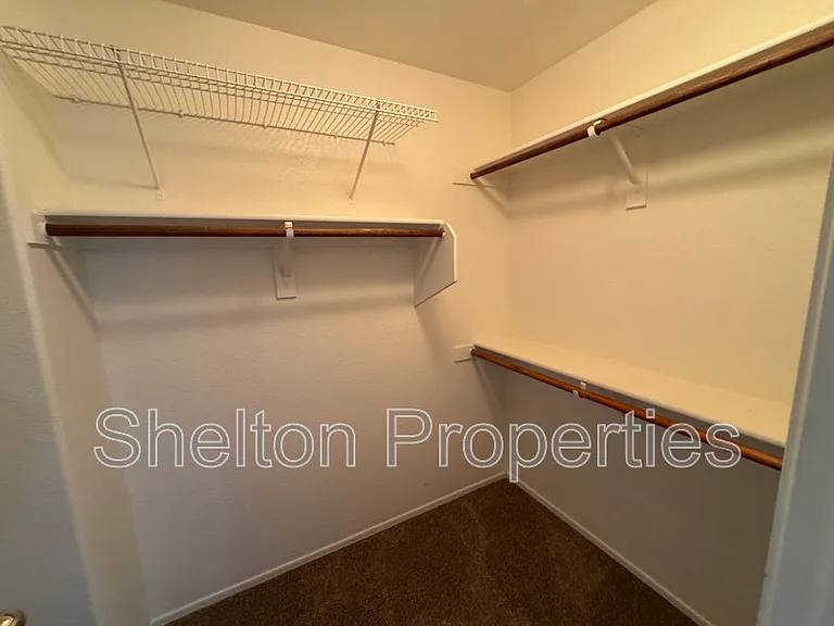 7662 W Via Del Sol — Photo 25