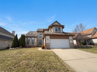 5490 Scott Ct, Ypsilanti, MI 48197