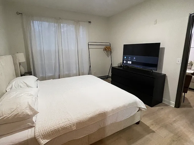 3176 Feltrim Pl #302 — Photo 9