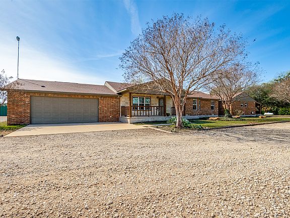 2nd image of 1003 Ovilla Rd