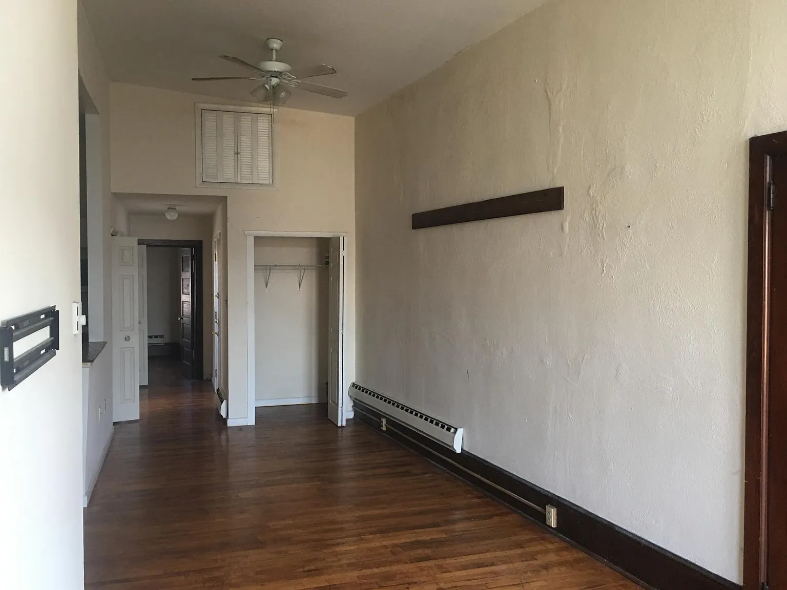 2 bed, $2,200 — Photo 4