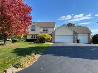 5709 N Ruth Ave, Monroe Center, IL 61052