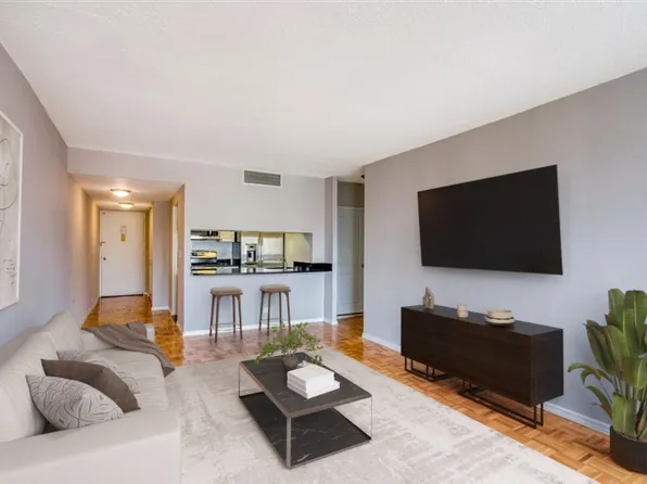 155 East 31st Street image 1 of 10