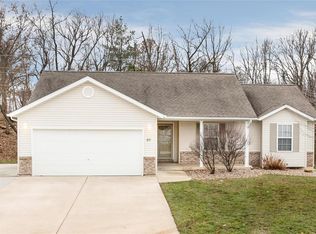 571 Creekwood Blvd, Troy, MO 63379