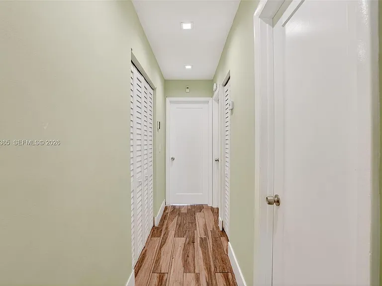 7016 SW 103rd Pl — Photo 14