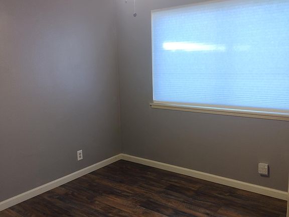 2nd image of 246 Albert Pl